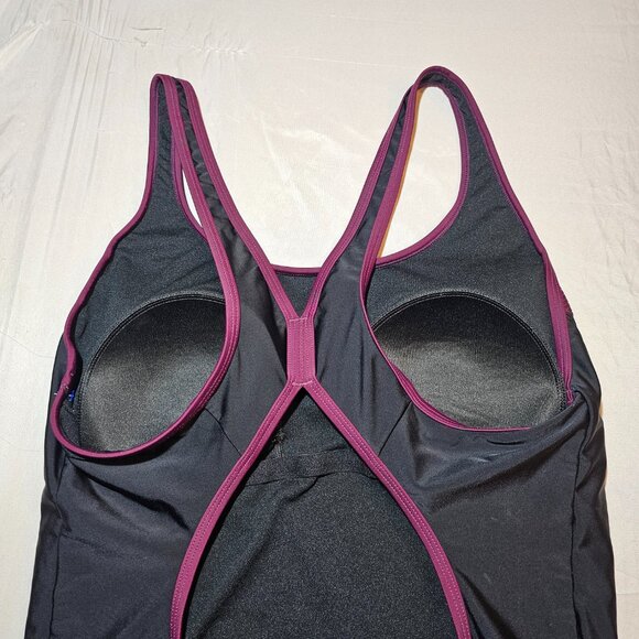 Speedo Swimming Suit, Black and Burgundy, Size XXL, Keyhole Back, 1 Piece - Picture 9 of 9